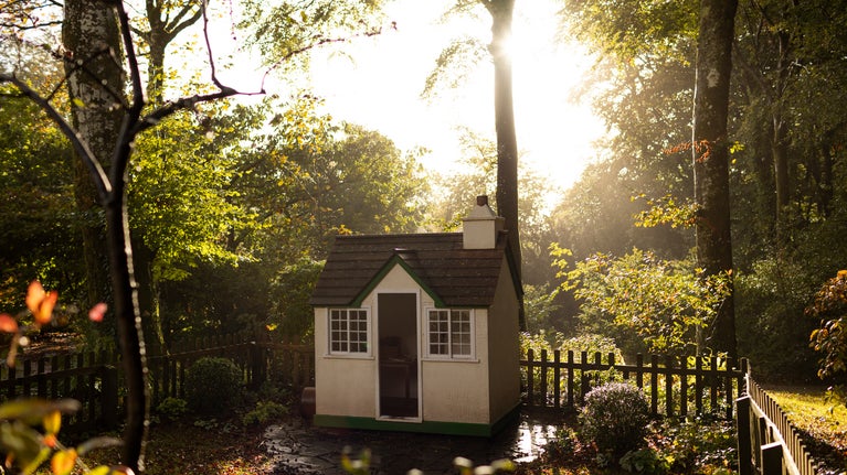 Late afternoon sun over the Bunty House,
